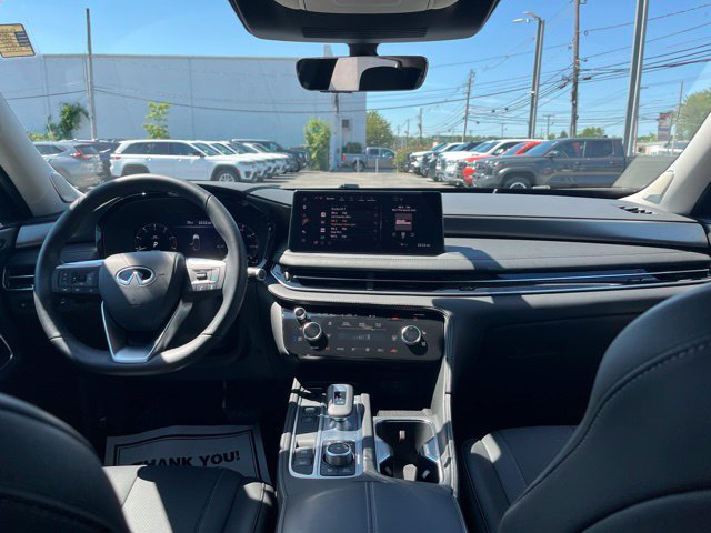 Certified 2026 INFINITI QX60 Luxe w/ Cargo Package AWD/4WD image 14