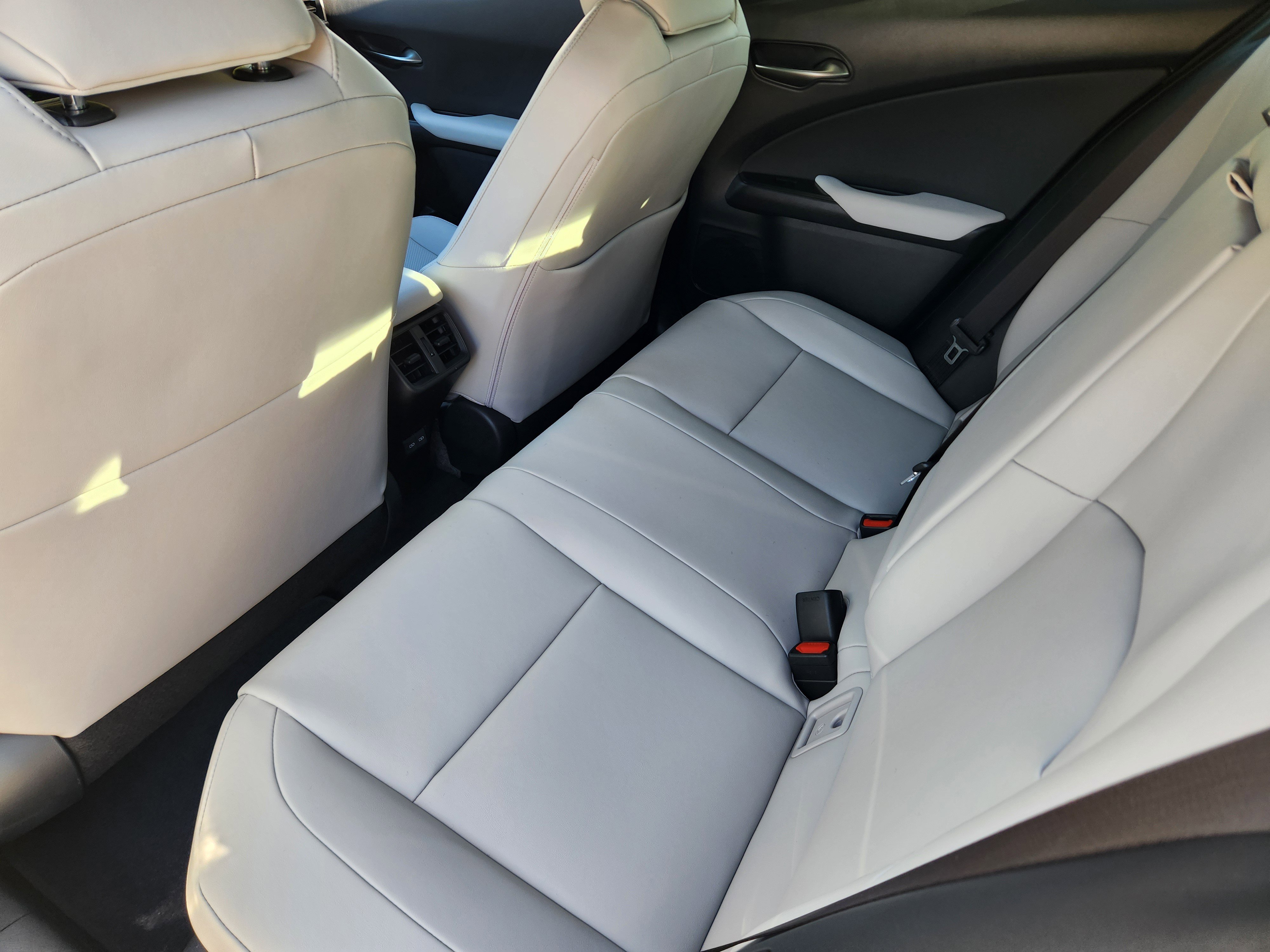 New 2026 Lexus UX 300h 300h F SPORT Design image 20