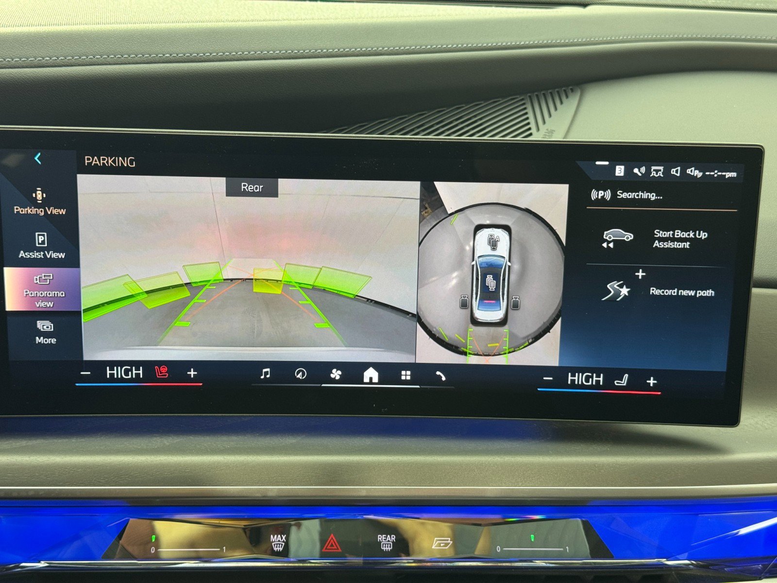 Used 2023 BMW i7 xDrive60 image 27