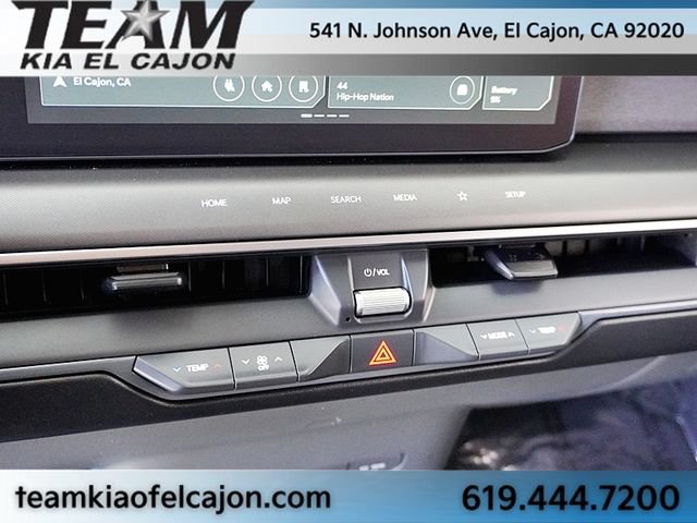 Certified 2024 Kia EV9 Light Long Range RWD image 30
