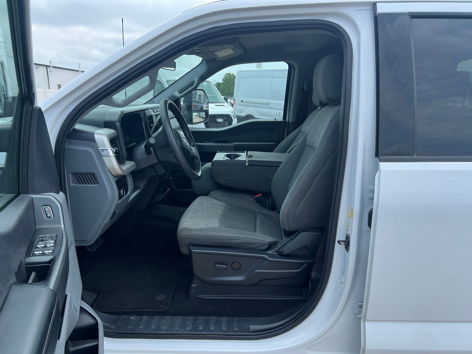 Used 2024 Ford F250 XLT AWD/4WD image 16
