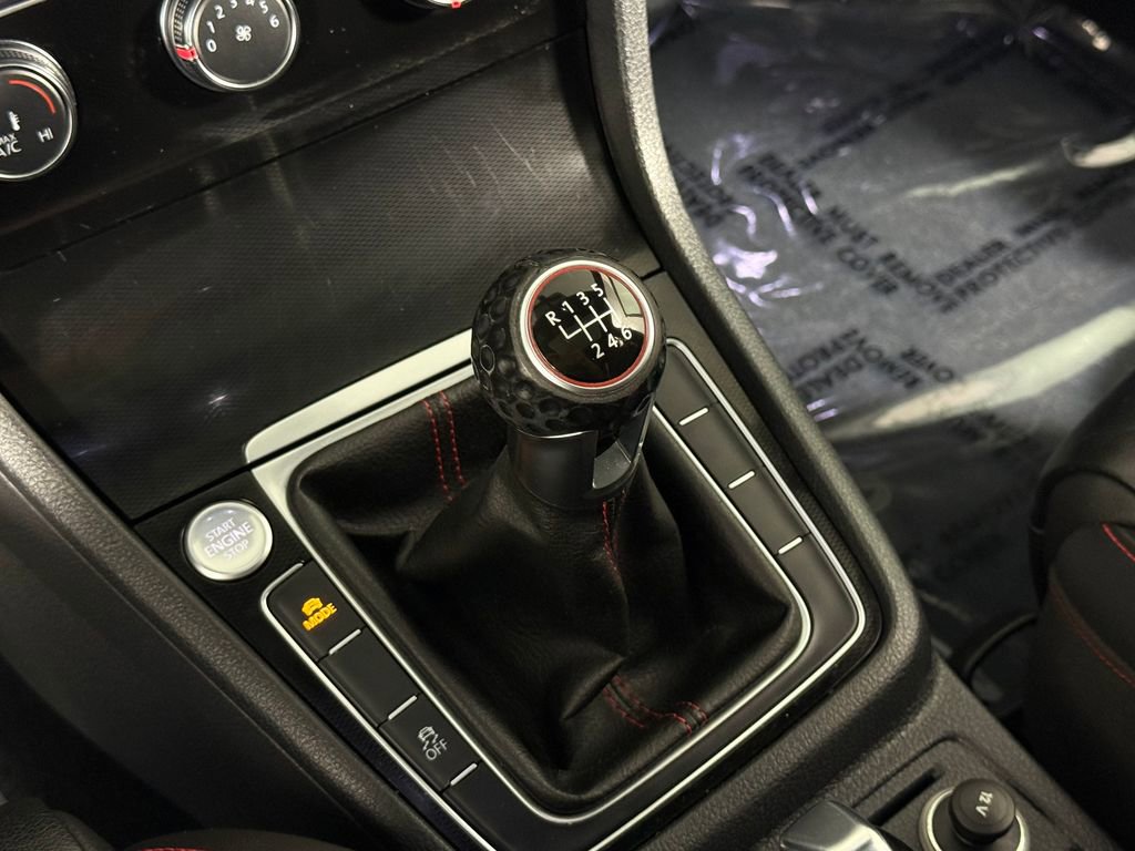 Used 2015 Volkswagen GTI SE w/ Lighting Package (SEL) image 19