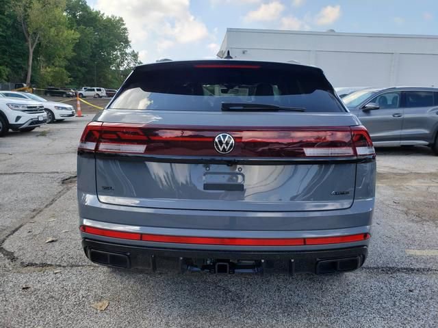 New 2026 Volkswagen Atlas Cross Sport SEL R-Line image 5