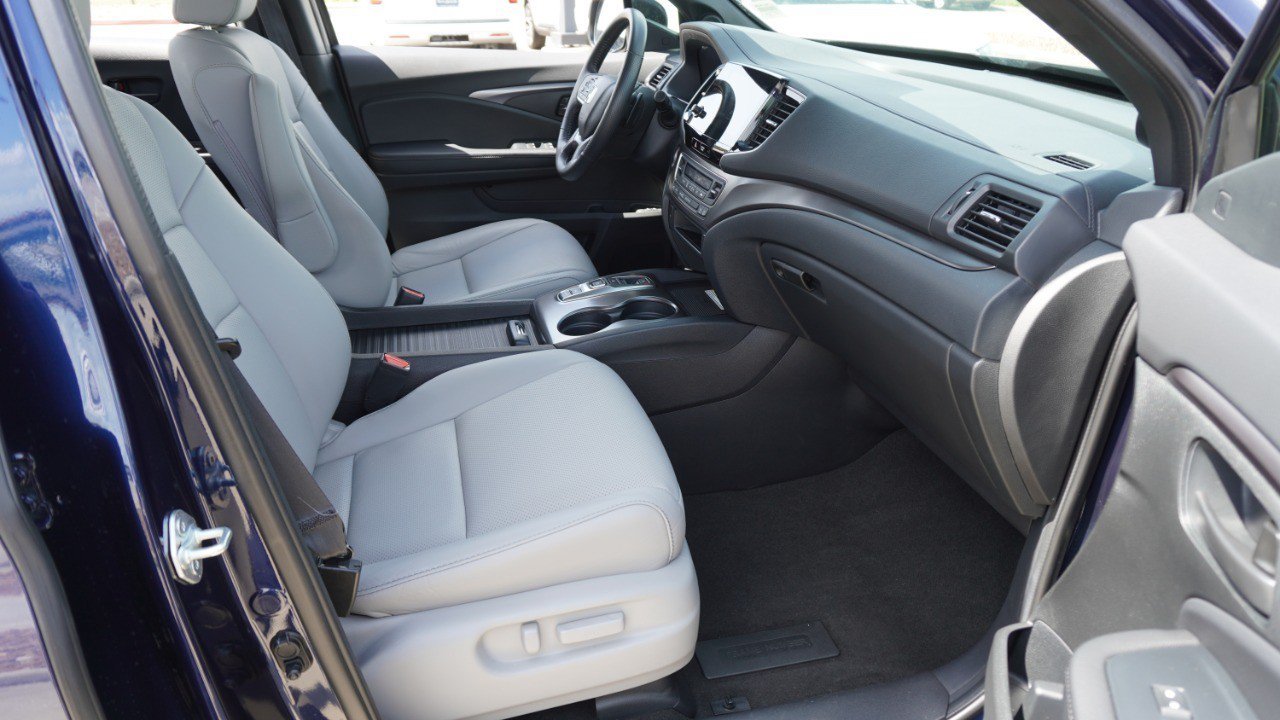 Used 2023 Honda Passport EX-L image 14