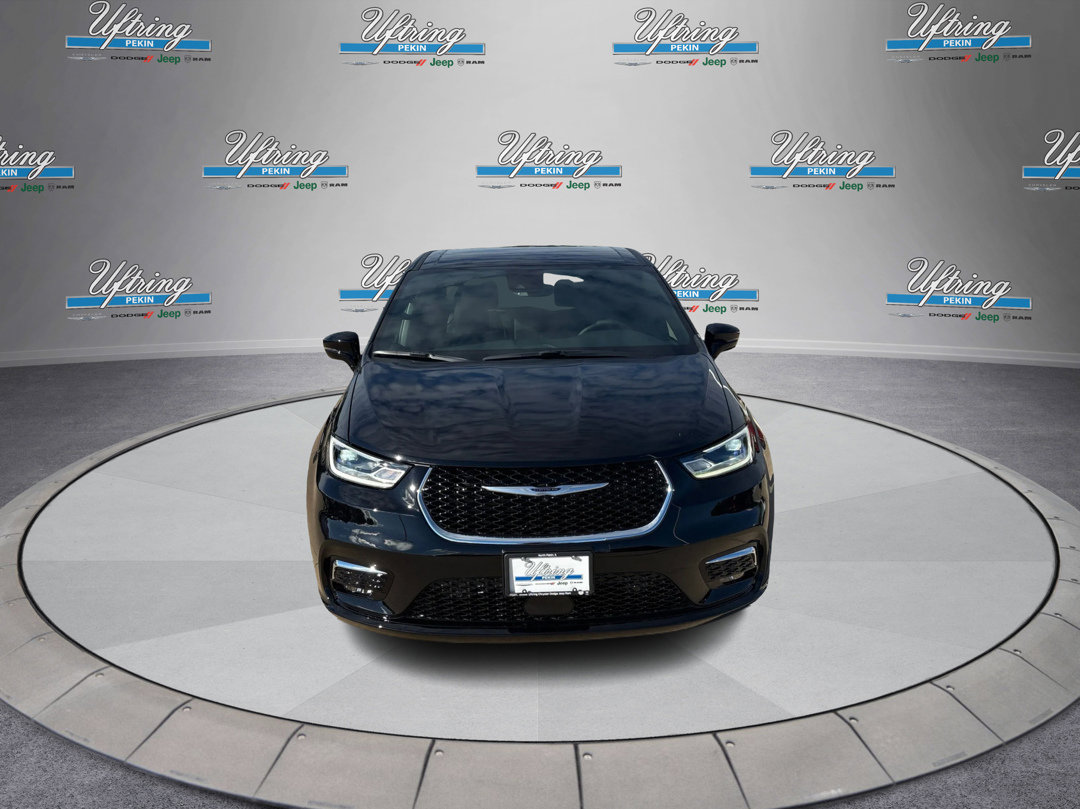 New 2026 Chrysler Pacifica Select image 8