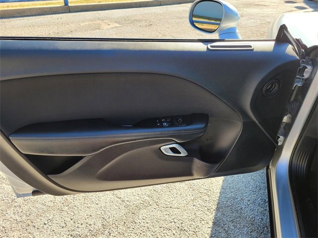 Used 2022 Dodge Challenger R/T image 11