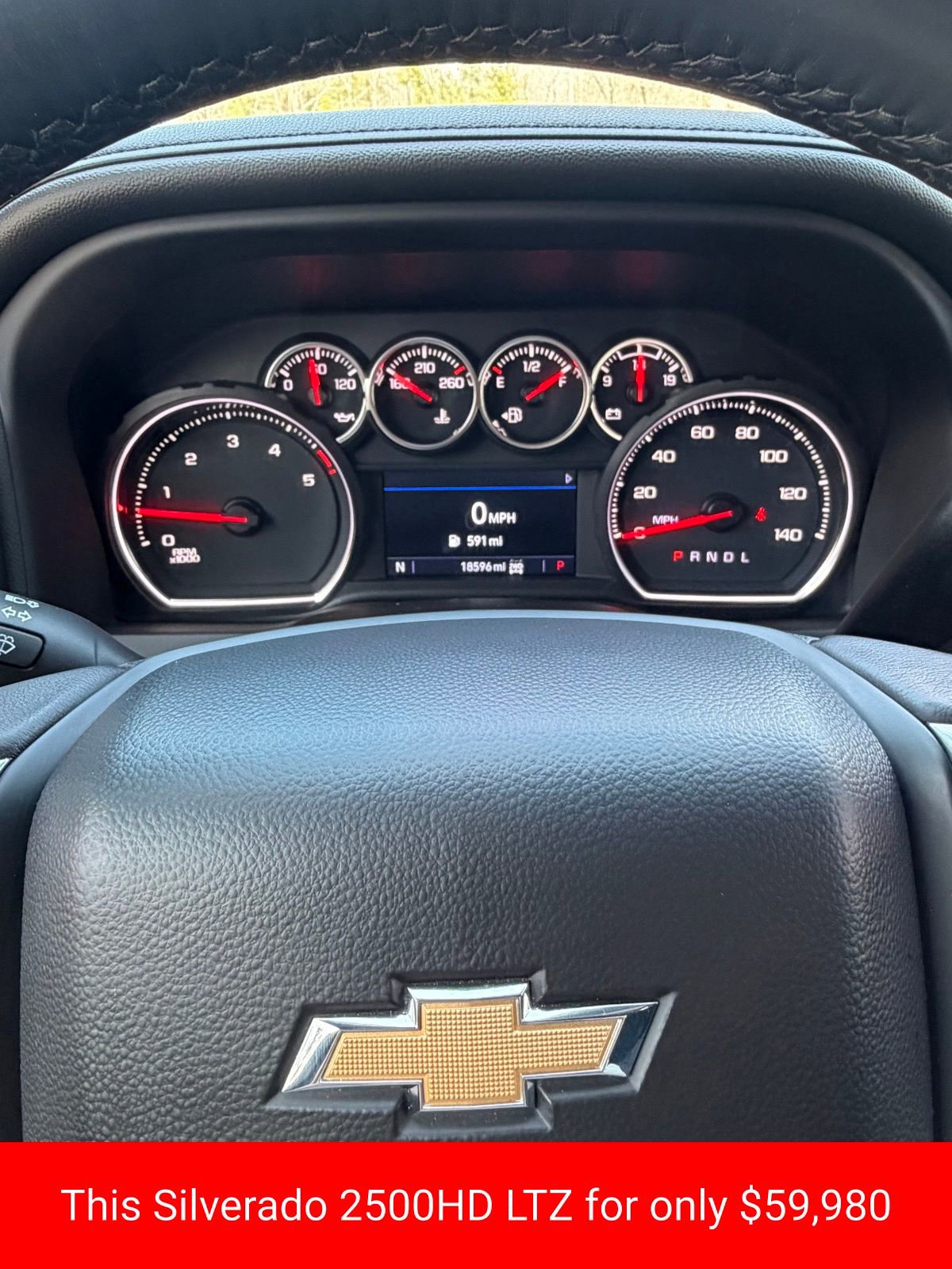 Used 2022 Chevrolet Silverado 2500 LTZ w/ LTZ Convenience Package image 12