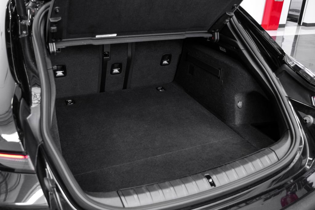 Used 2023 Porsche Taycan 4 Cross Turismo image 58