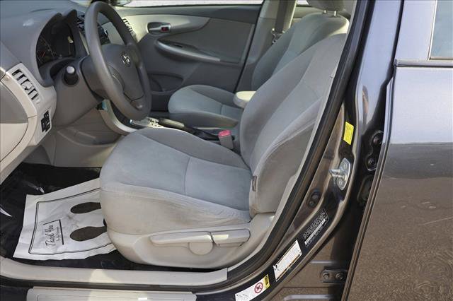 Used 2010 Toyota Corolla LE FWD image 11