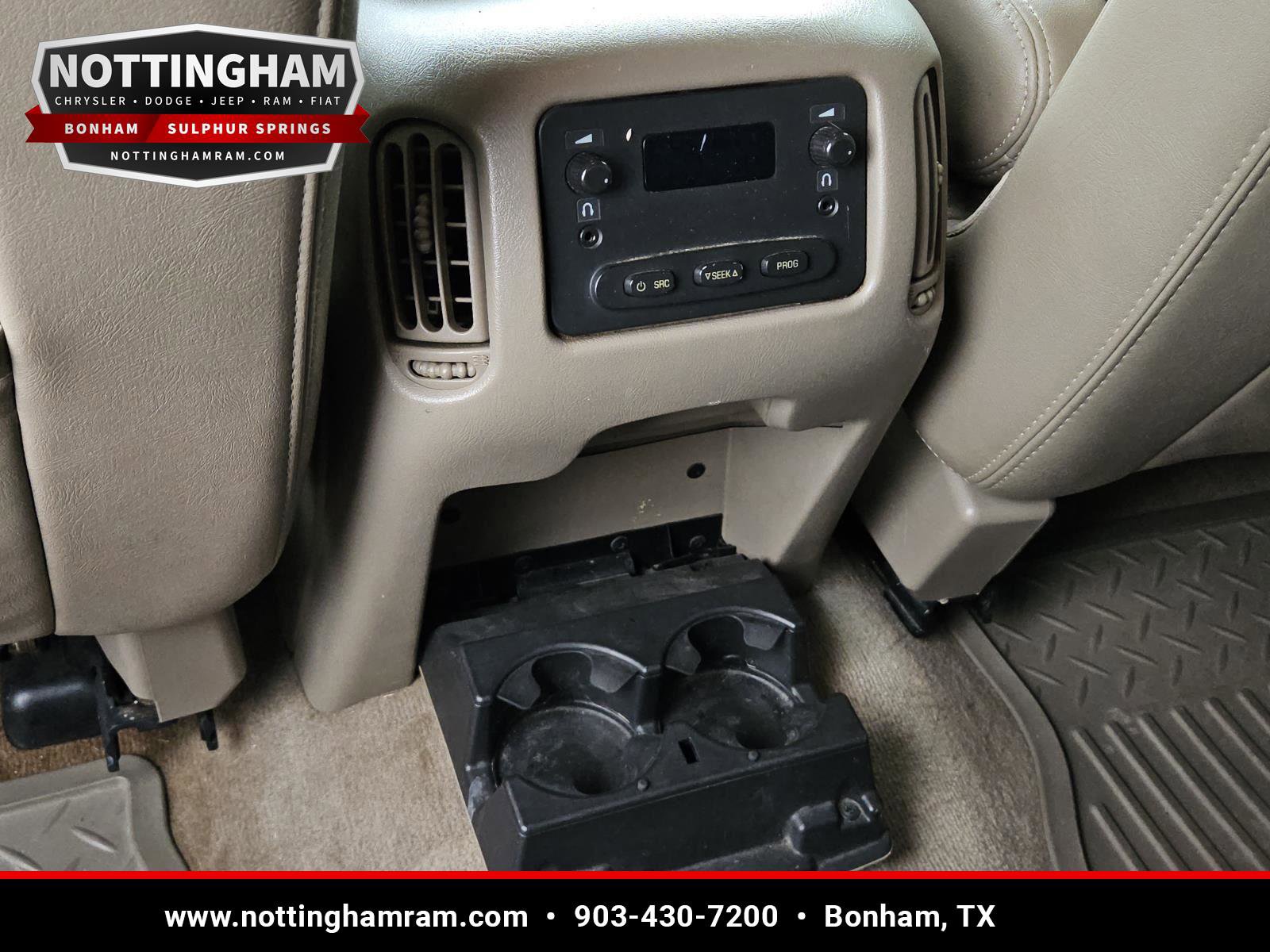 Used 2004 Chevrolet Silverado 2500 LS w/ Heavy-Duty Power Package AWD/4WD image 27