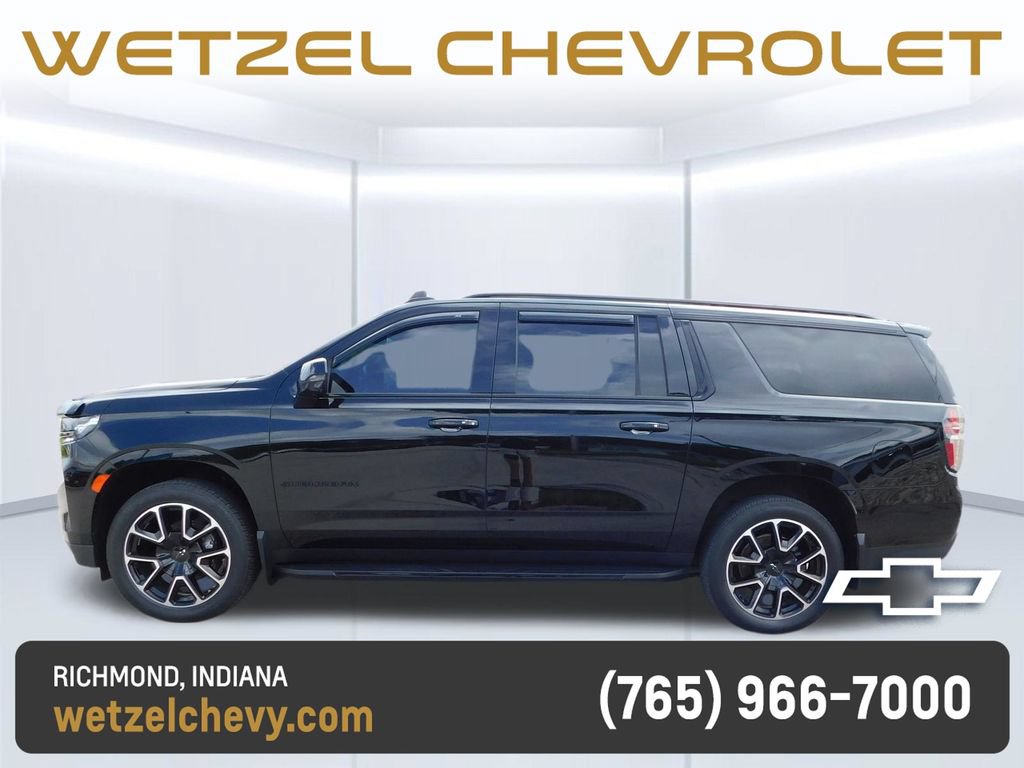 Certified 2022 Chevrolet Suburban RST w/ Luxury Package AWD/4WD image 6