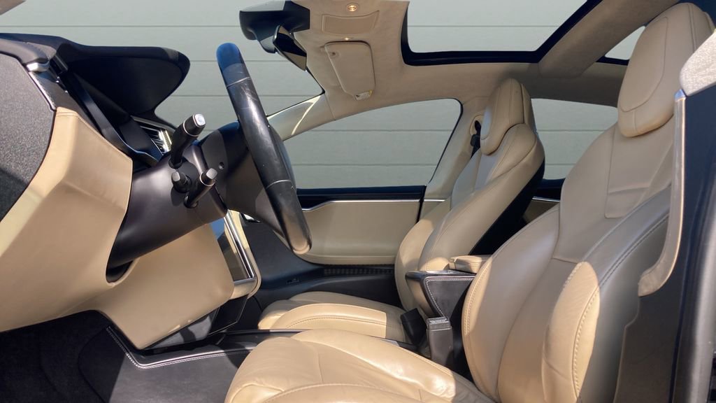Used 2017 Tesla Model S 90D image 20