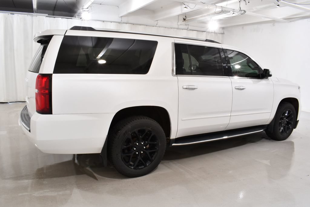 Used 2018 Chevrolet Suburban Premier AWD/4WD image 11