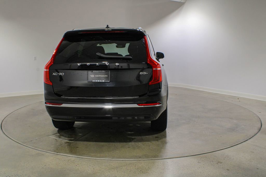 Used 2023 Volvo XC90 B5 Plus w/ Protection Package Premier image 4