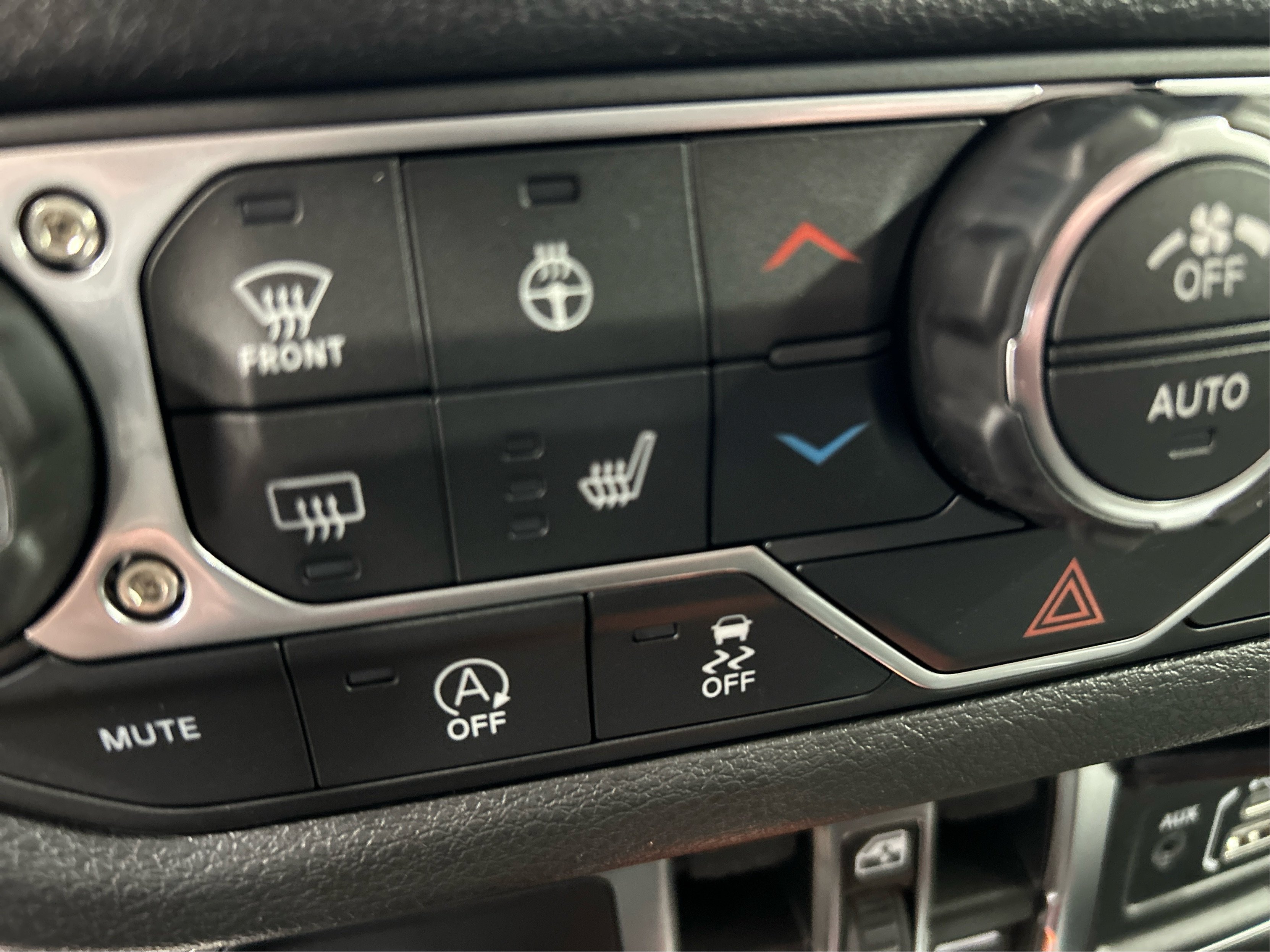 New 2026 Jeep Gladiator Sport AWD/4WD image 31