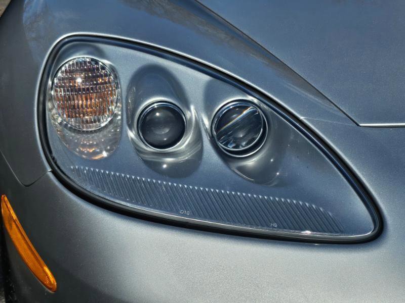 Used 2006 Chevrolet Corvette Coupe w/ Preferred Equipment Group image 24