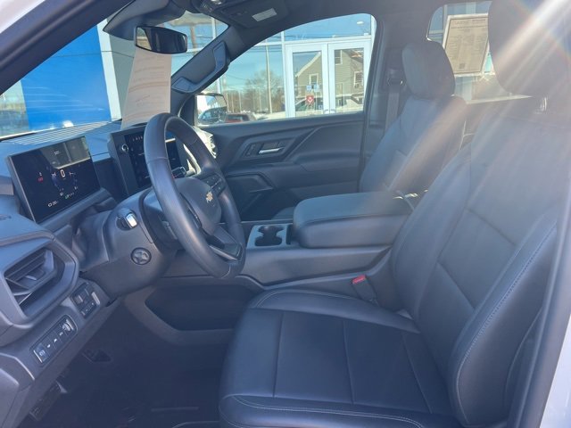 Used 2024 Chevrolet Silverado EV W/T image 23