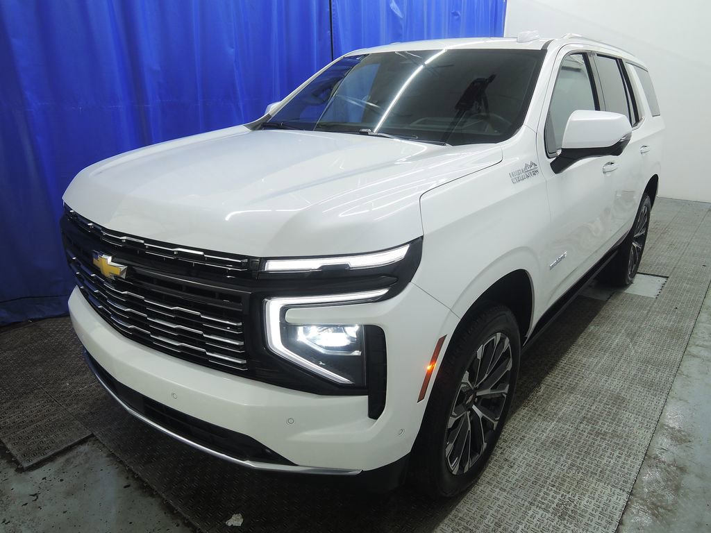 Used 2025 Chevrolet Tahoe High Country image 3