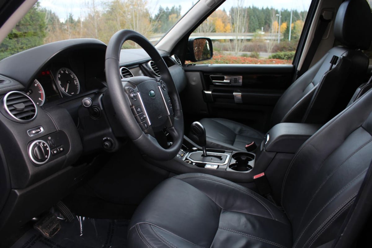 Used 2011 Land Rover LR4 HSE LUX AWD/4WD image 17