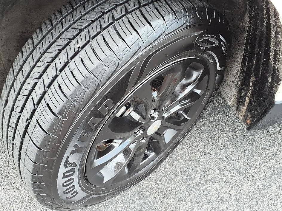 Used 2020 Chevrolet Equinox LT AWD/4WD image 10