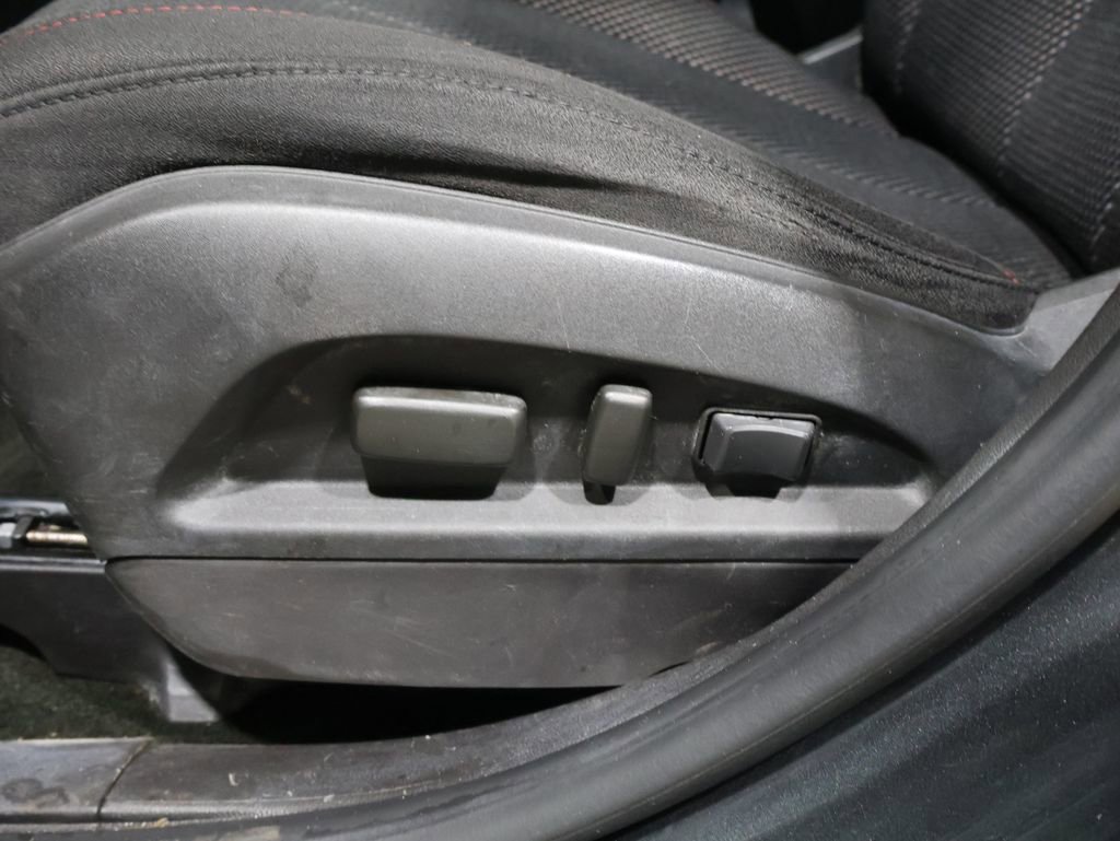 Used 2013 Chevrolet Equinox LT image 10