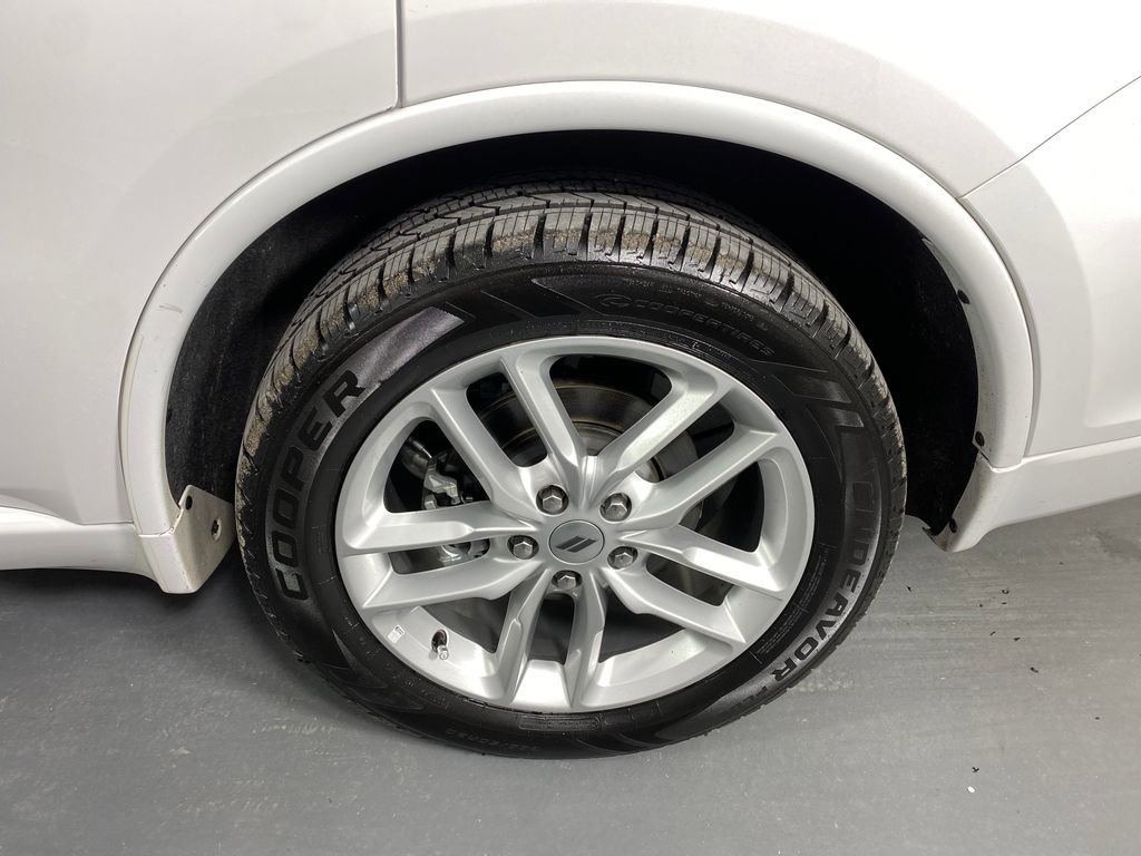 Used 2024 Dodge Durango GT image 35