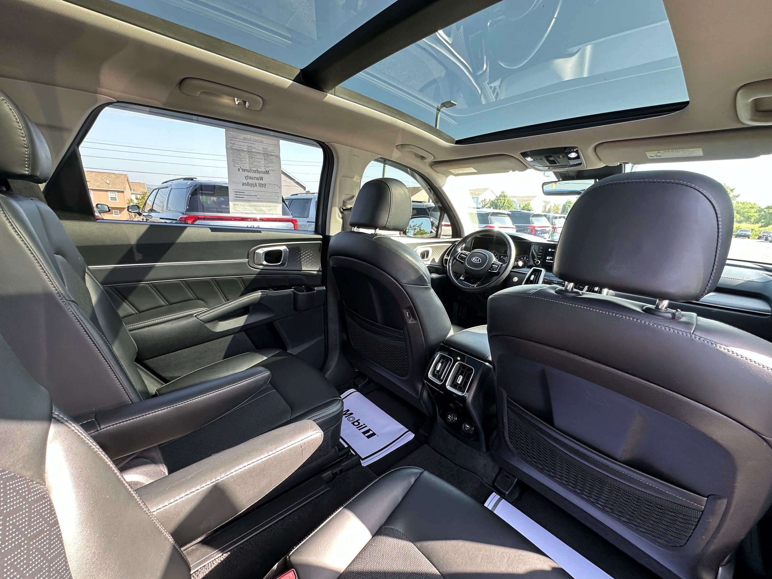 Used 2021 Kia Sorento SX AWD/4WD image 16