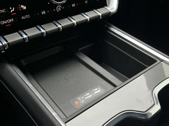 New 2026 GMC Acadia Elevation image 32