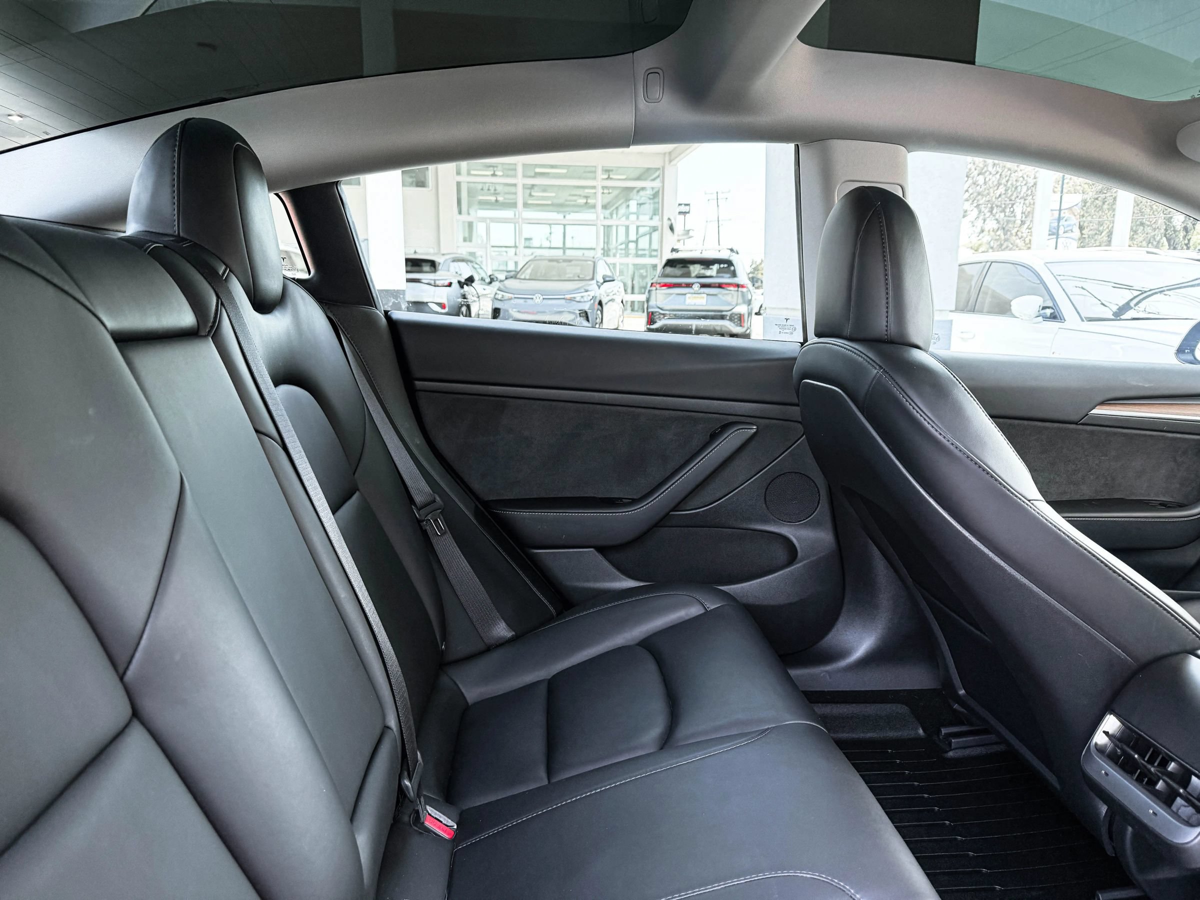 Used 2022 Tesla Model 3 Performance AWD/4WD image 25