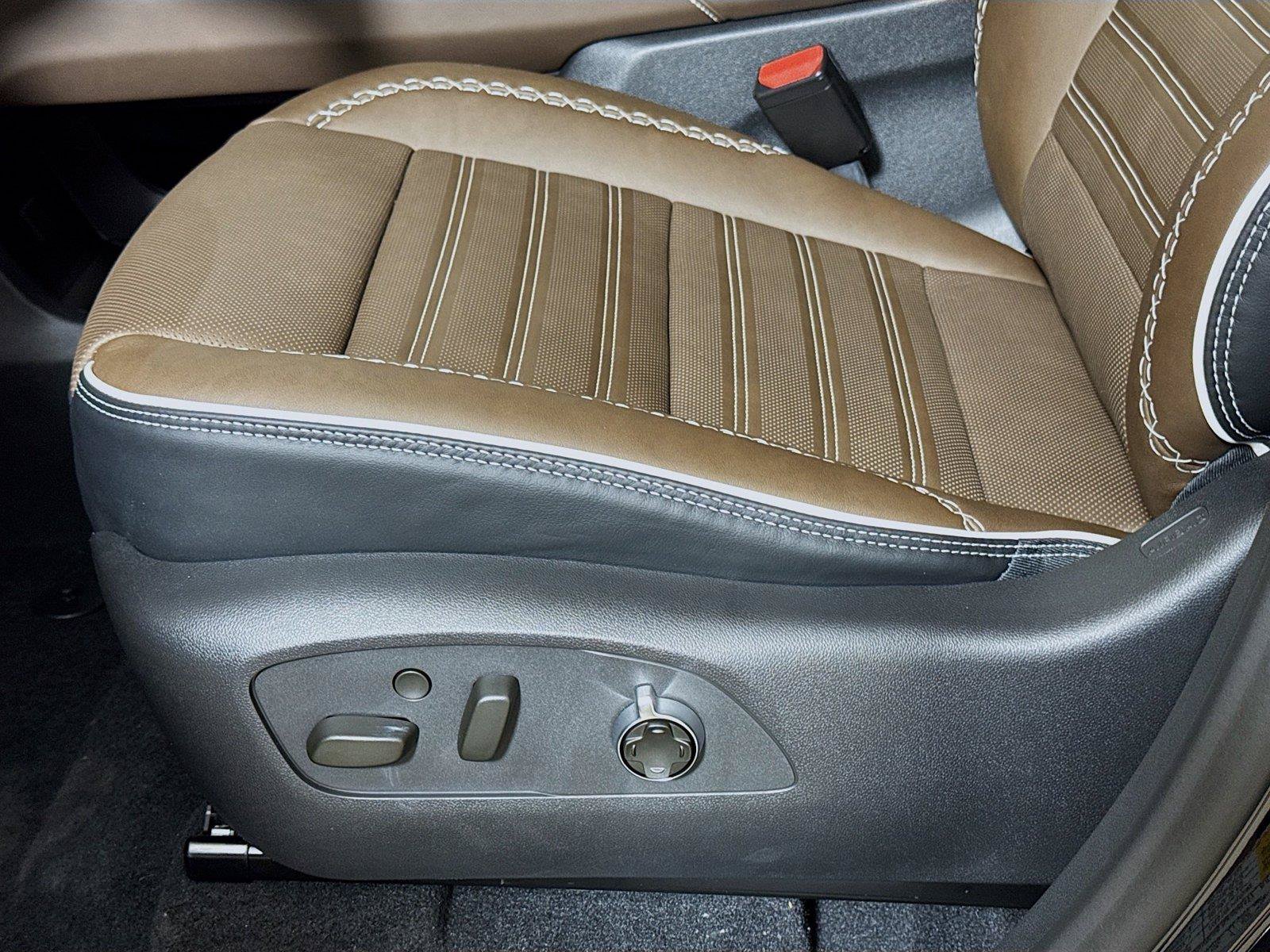 New 2026 GMC Acadia Denali Ultimate FWD image 17