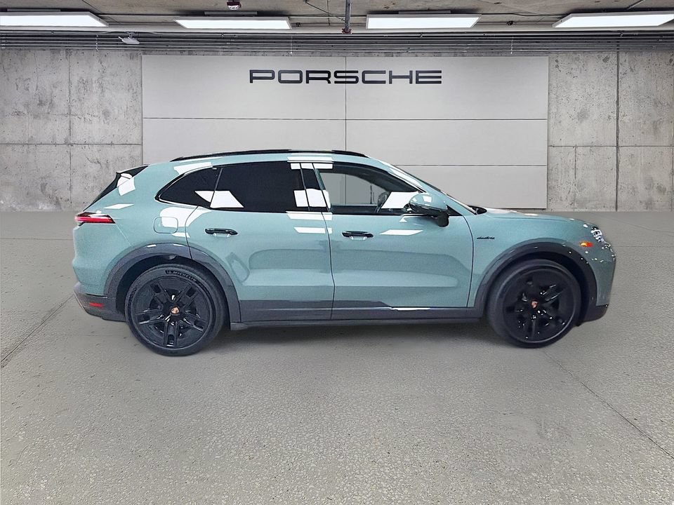 New 2026 Porsche Cayenne Electric AWD/4WD image 8