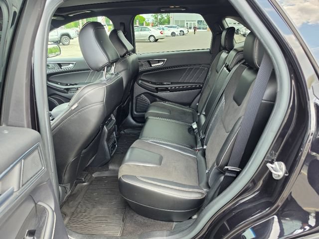 Used 2020 Ford Edge ST w/ Equipment Group 401A AWD/4WD image 22