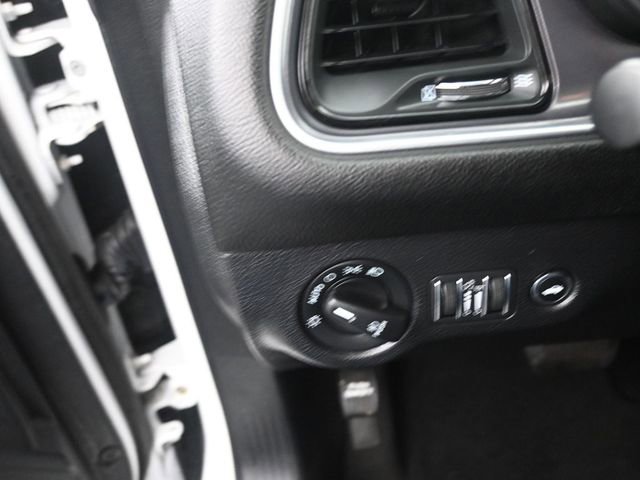 Used 2021 Dodge Challenger SXT w/ Blacktop Package image 31