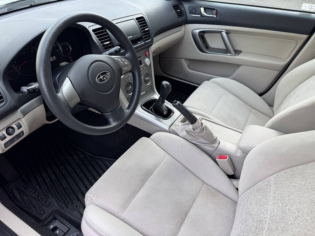 Used 2009 Subaru Legacy 2.5i Special Edition AWD/4WD image 16