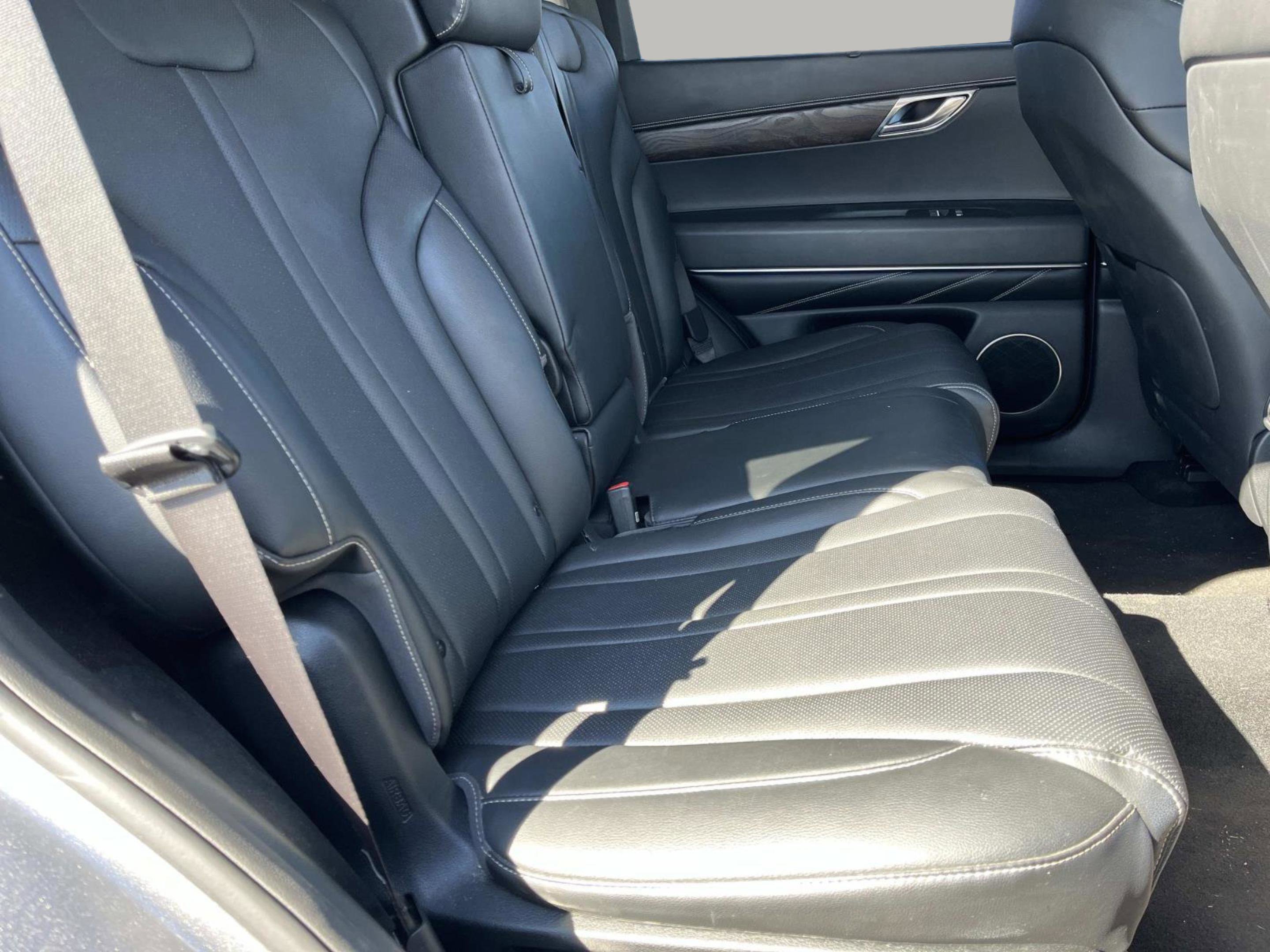 Used 2024 Genesis GV80 2.5T image 24