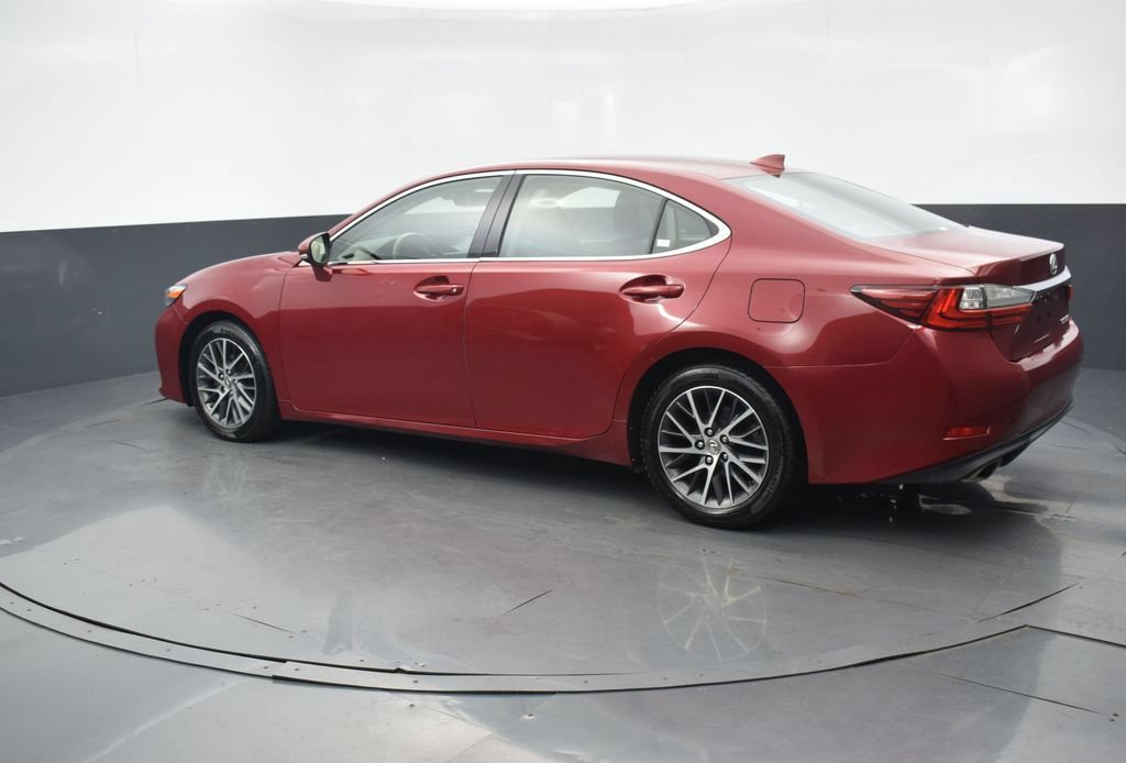 Used 2017 Lexus ES 350 FWD image 3