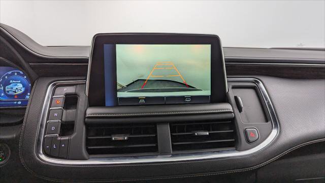 Used 2023 Chevrolet Suburban Premier image 31