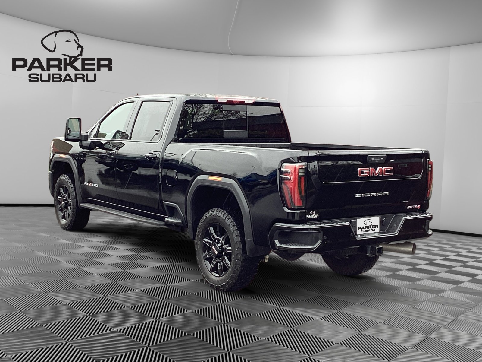 Used 2025 GMC Sierra 2500 AT4 w/ AT4 Premium Plus Package image 3