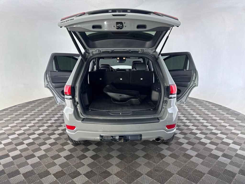 Used 2021 Jeep Grand Cherokee Laredo X AWD/4WD image 17