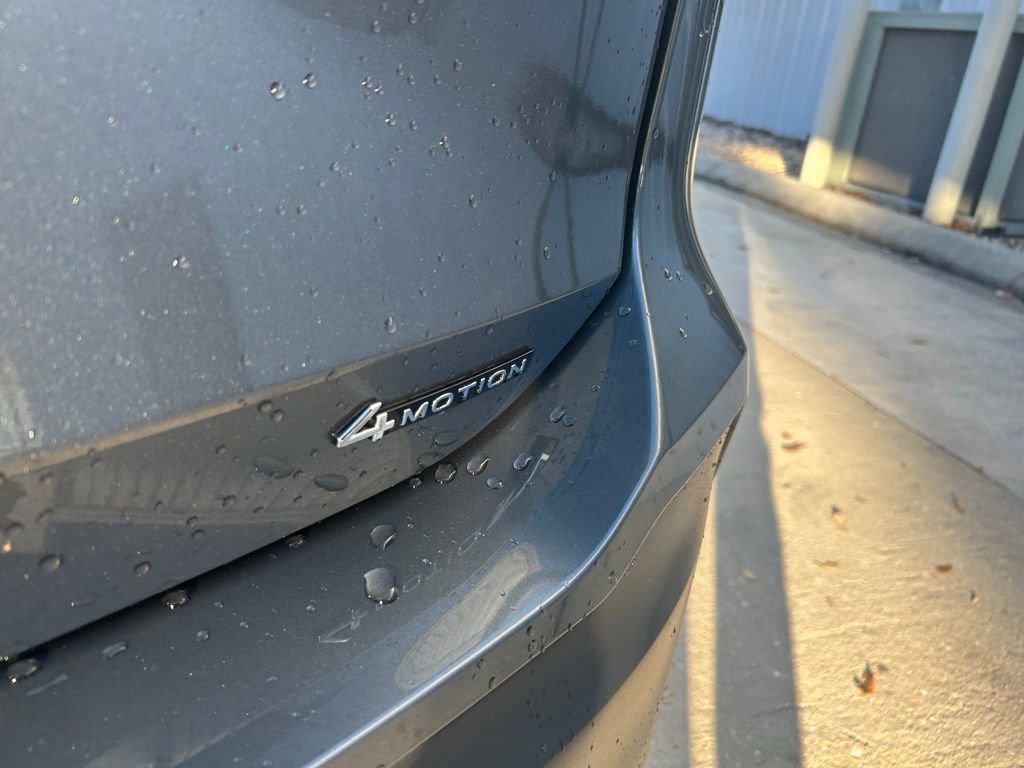 Used 2025 Volkswagen Tiguan S image 32