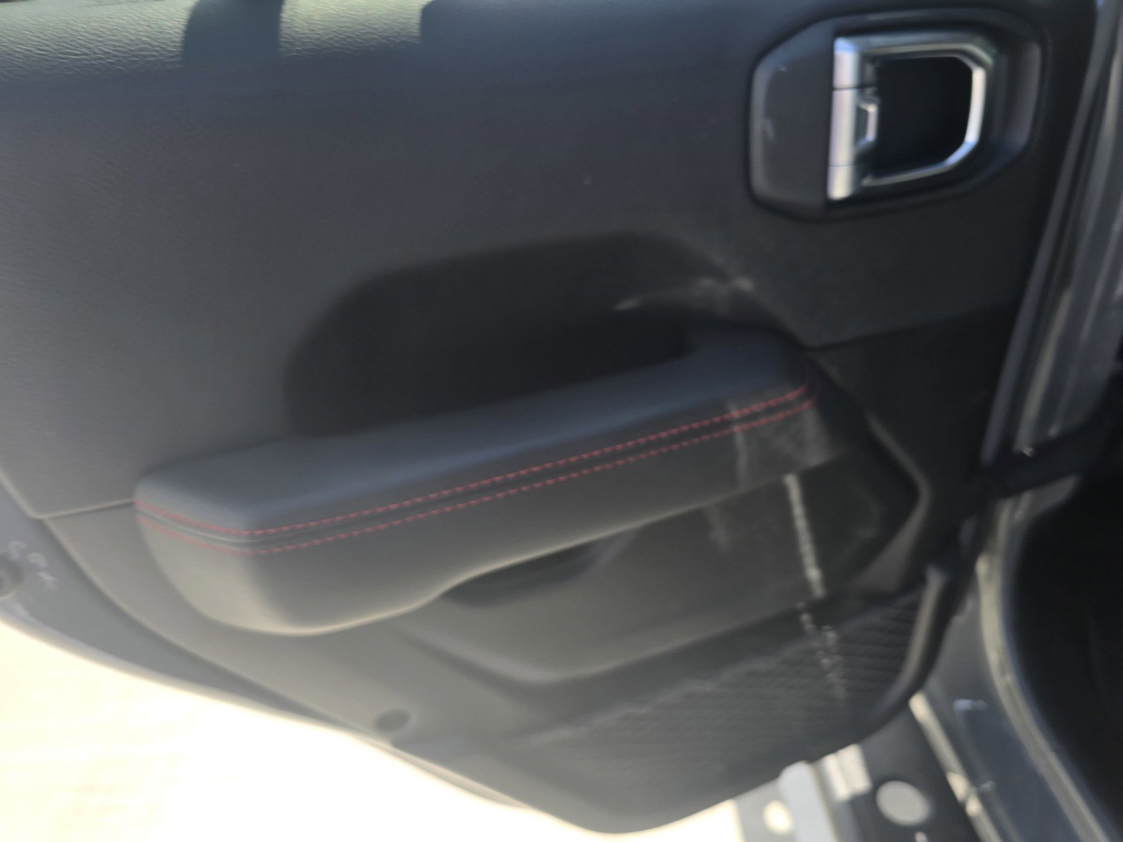 Used 2023 Jeep Wrangler Rubicon image 14