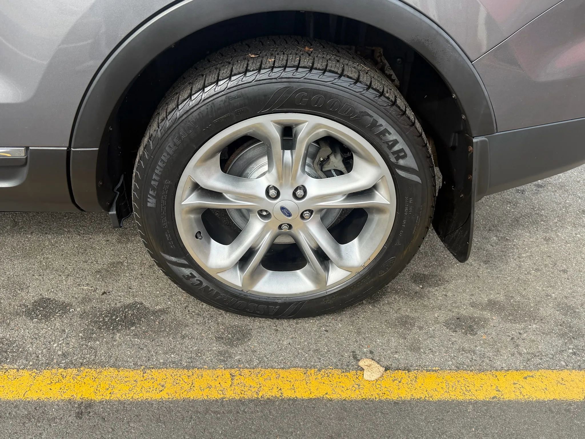 Used 2013 Ford Explorer Limited image 9