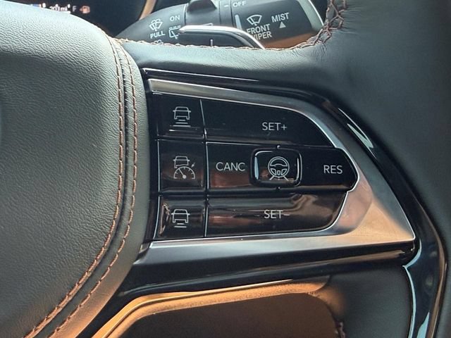 New 2026 Jeep Grand Cherokee Summit w/ Obsidian Package AWD/4WD image 16