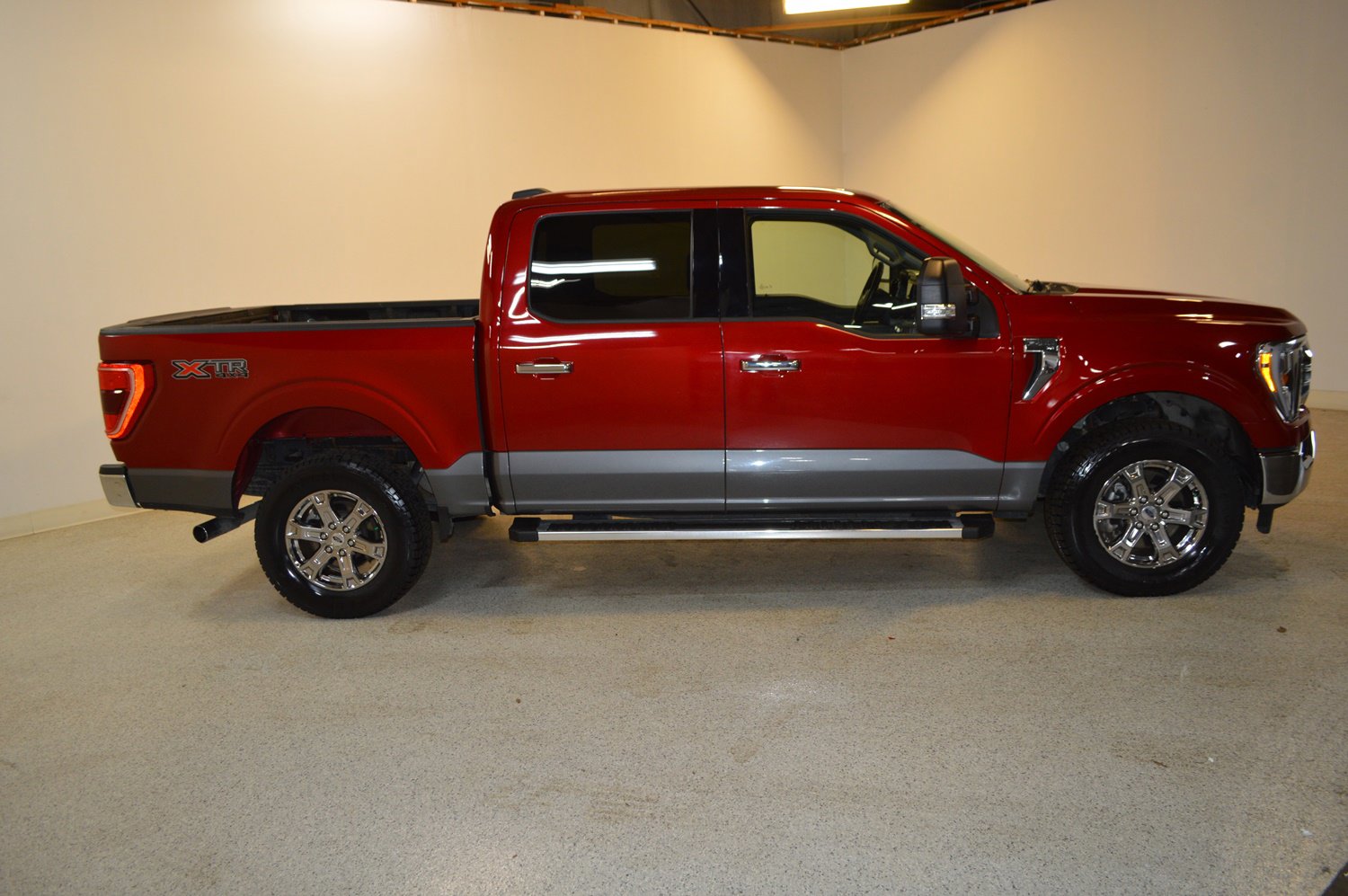 Used 2022 Ford F150 XLT w/ Equipment Group 302A High image 2