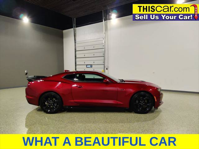 Used 2023 Chevrolet Camaro LT w/ Technology Package RWD image 9