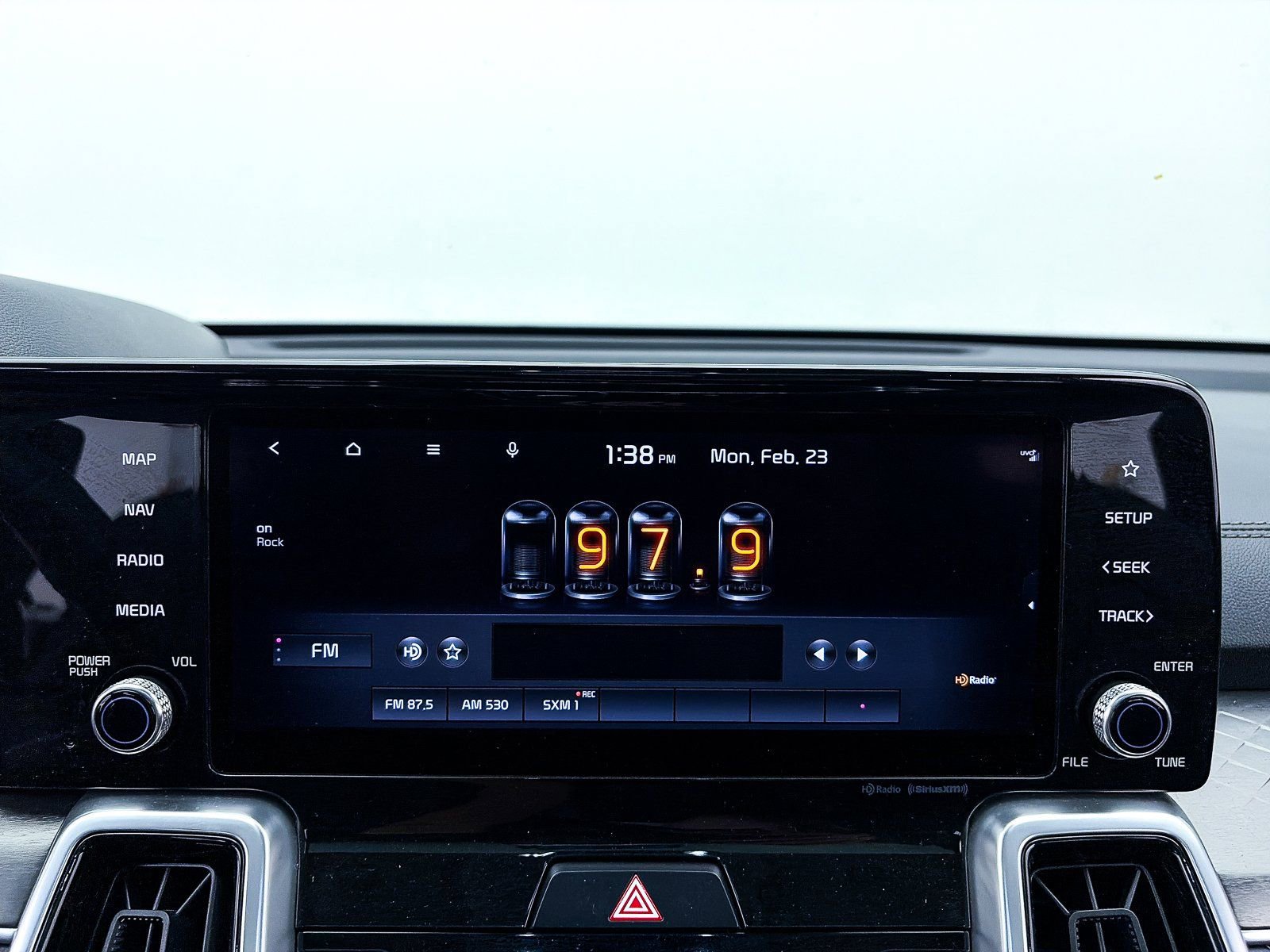 Used 2021 Kia Sorento SX image 24