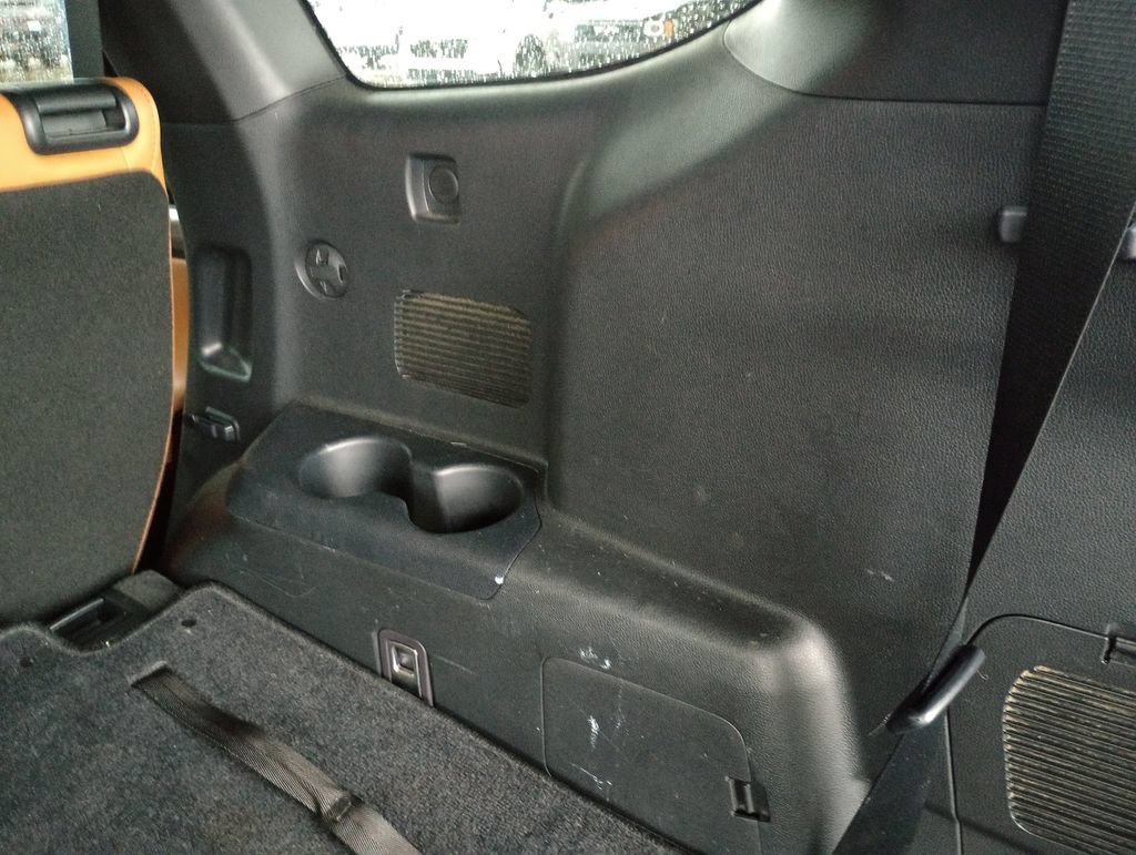 Used 2021 Toyota Highlander Platinum FWD image 27