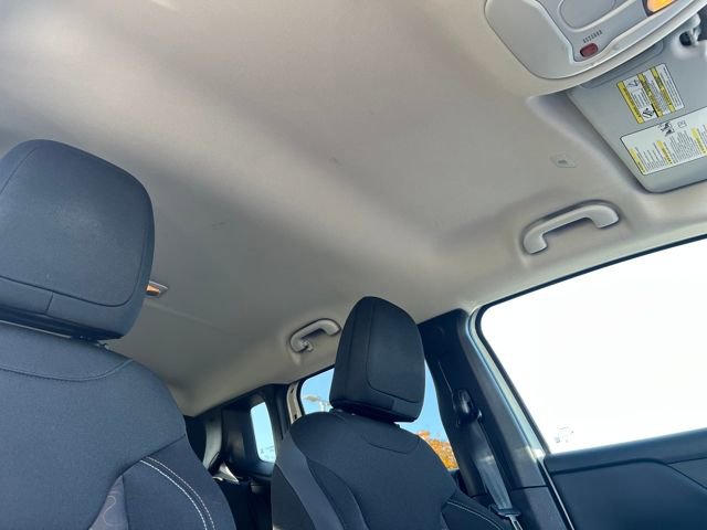 Used 2023 Jeep Renegade Latitude image 29