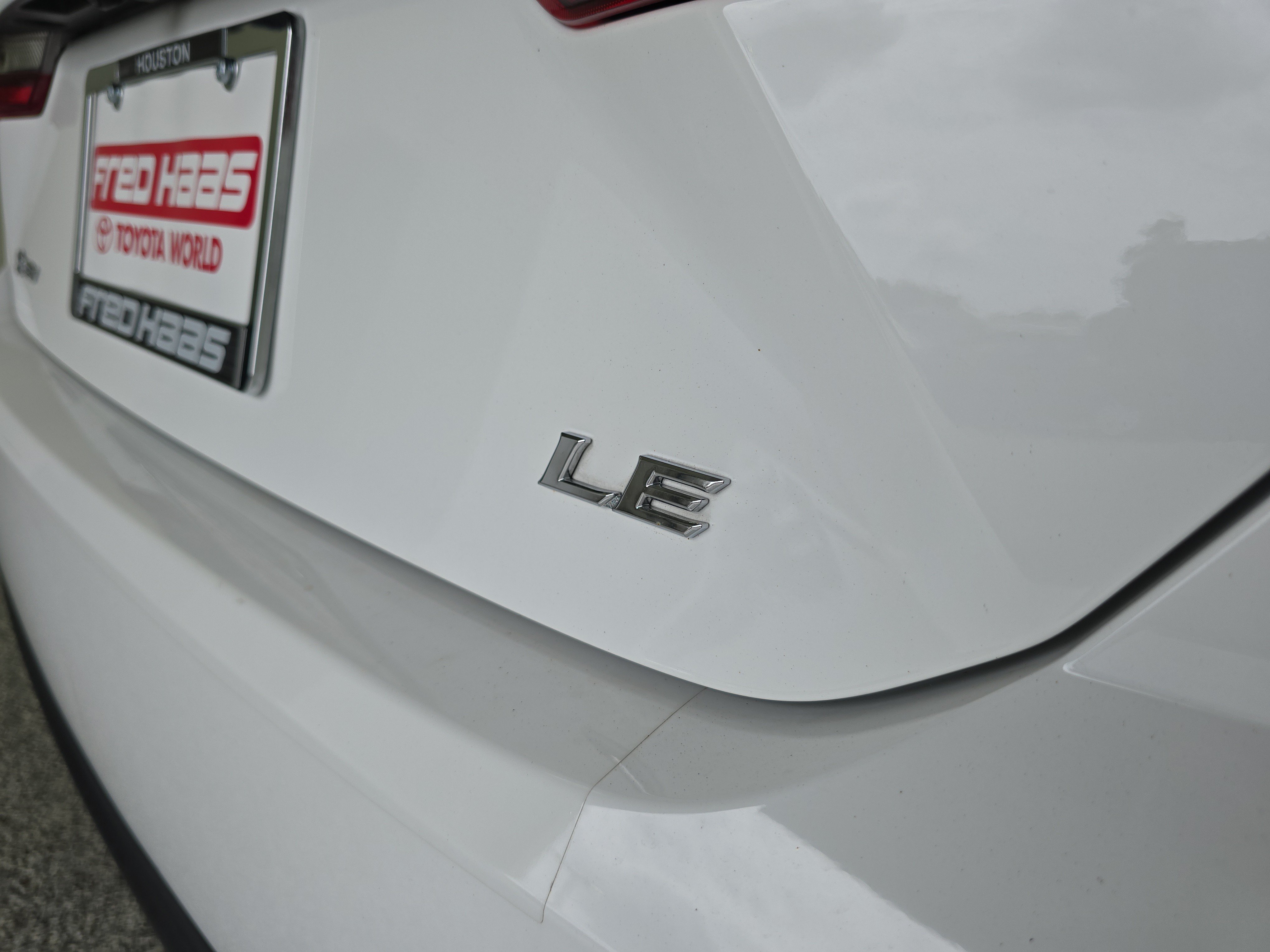 Used 2025 Toyota Camry LE FWD image 8