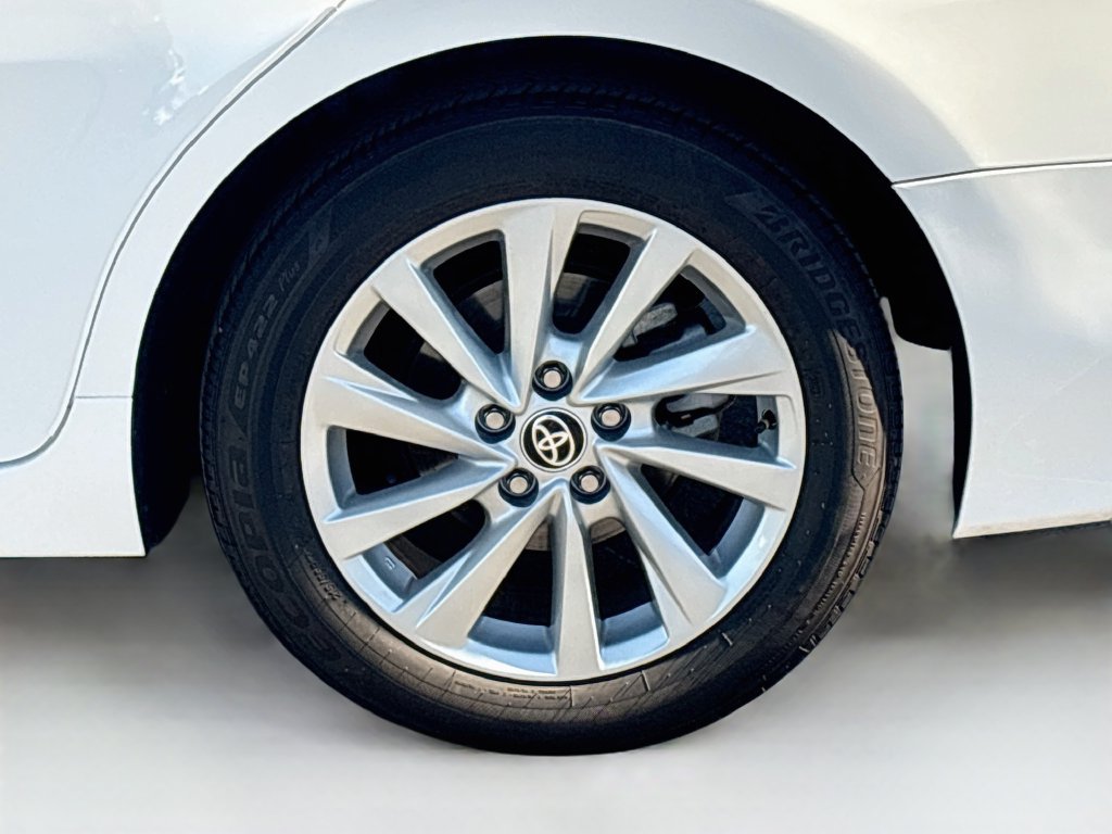 Used 2024 Toyota Camry LE FWD image 30